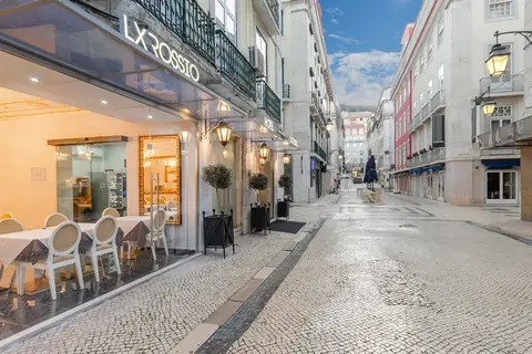 LX Rossio Hotel in Almada — foto 11