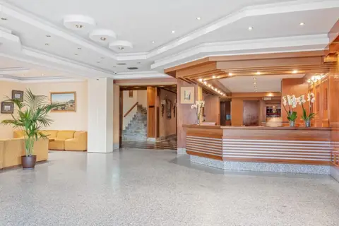 Hotel Crisol Regio in Santa Marta de Tormes — foto 10