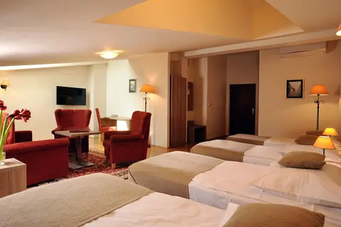 Aparthotel Santi in Krakau — foto 27