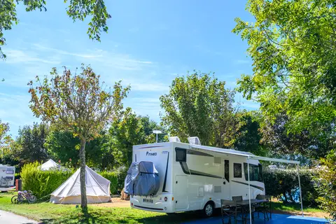 Flower Camping Cap Finistère in Penmarc'h — foto 28