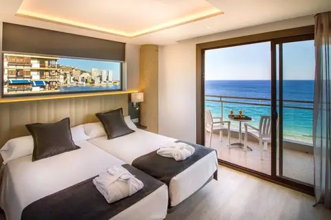 Cimbel in Benidorm — foto 4