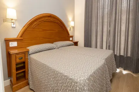 Apartamentos Turísticos Jardines del Plaza in Peníscola / Peñíscola — foto 13