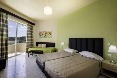 Casa Lyristis in Φαληράκι — foto 4