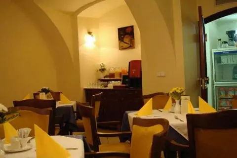 Hotel Certovka in Praag — foto 13