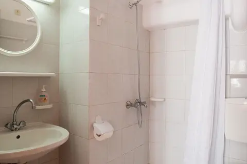 Florance Apartments in Τούρλος — foto 14