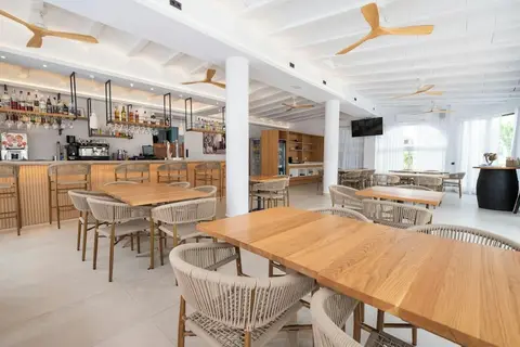 Apartamentos Blanco Sol in Cala Vedella, foto 25