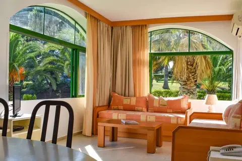 Govino Bay Corfu in Γουβιά — foto 16