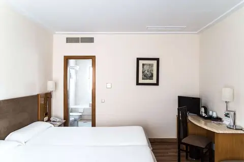 Hotel Inglaterra Granada in Granada — foto 2