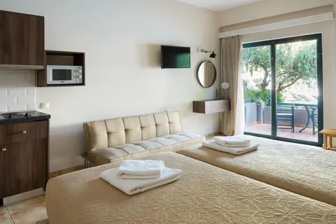 Nireas Hotel in Δαράτσος — foto 11