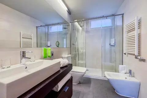 Sercotel Jardines de Uleta Suites in Vitoria-Gasteiz — foto 14