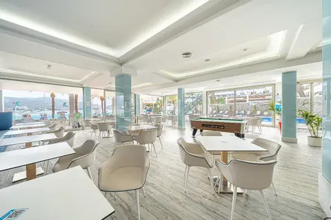 Hotel Seramar Comodoro Playa in Palmanova — foto 11