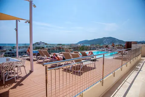 Apartamentos Casa Luis by Invisa in Santa Eulària des Riu — foto 9