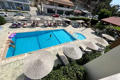 Golden Days Hotel in Golden days