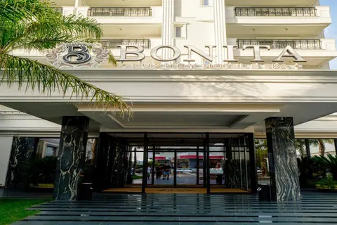 Bonita Luxury Resort in Golem
