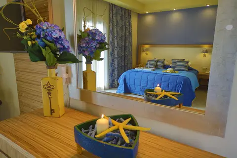 Dolphin Bay Seaside Resort & Suites in Γαλησσάς — foto 11