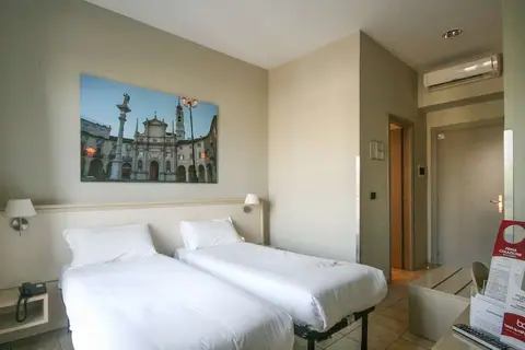 Hotel Dock Milano in Turijn — foto 2