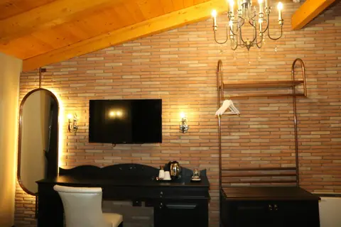 Hotel Kloest in Durres — foto 23