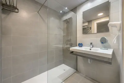 Hotel Vibra Riviera in Sant Josep de sa Talaia — foto 3
