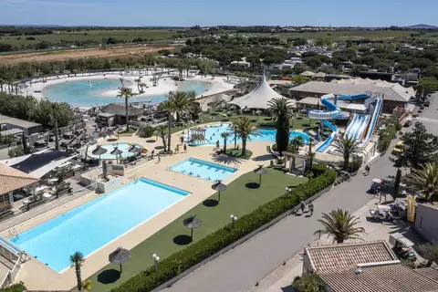 Domaine De La Dragonniere in Vias