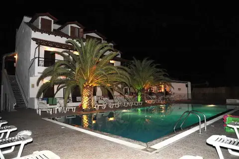 Captain's Studios & Apartments in Δημοτική Ενότητα Λευκιμμαίων — foto 9