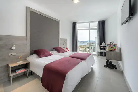 Hotel Vibra Riviera in Sant Josep de sa Talaia — foto 16