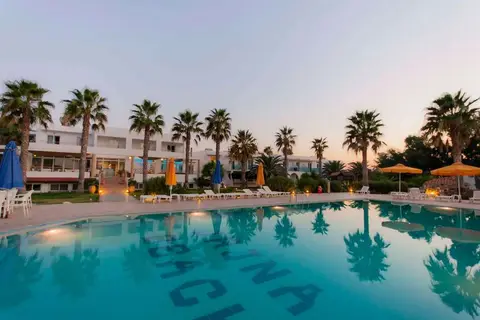 Irina Beach Hotel in Zipari, foto 12