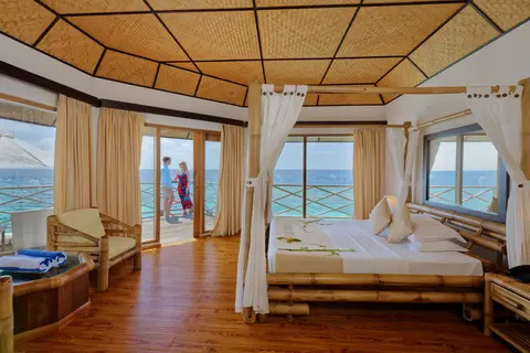 Angaga Island Resort & Spa in Angaga Island Resort — foto 23