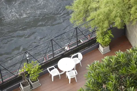 Anya Nana at Sukhumvit Bangkok in Bangkok — foto 18