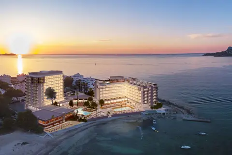 Amàre Beach Hotel Ibiza in Cala de Bou — foto 34