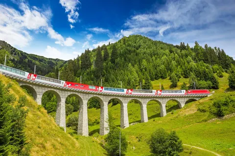 15-daagse rondreis per trein Glacier, Gotthard en Bernina Express foto 6