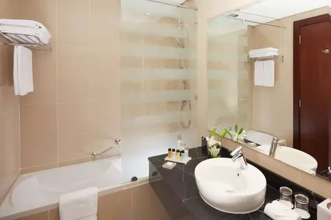 Millennium Central Downtown in Dubai — foto 14