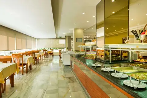 Hotel Monarque El Rodeo in Marbella — foto 11