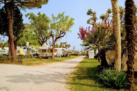 San Benedetto Camping Relais in Peschiera del Garda — foto 17