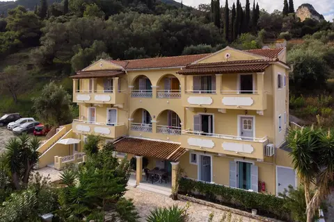 Marina Apartments & Studios in Άγιος Γόρδιος — foto 3