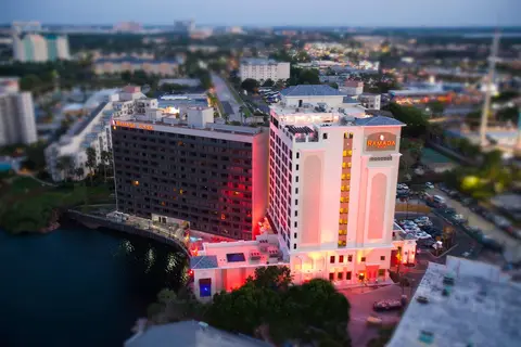Ramada Plaza by Wyndham Orlando Resort & Suites International Drive in Orlando — foto 25