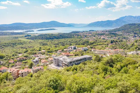 Royal Blue Resort & Residences in Kotor — foto 10