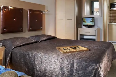 4-You Apartments in Metamorfosis, foto 12