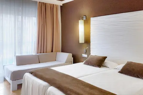 Hotel César Augustus in Cambrils — foto 19