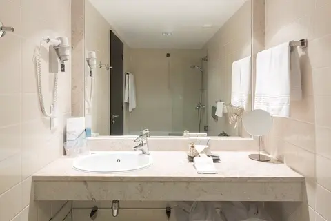 Hotel do Chiado in Almada — foto 11