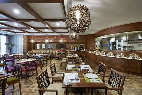 DoubleTree by Hilton Istanbul Esentepe in Şişli, foto 6