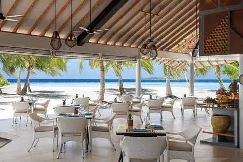 NH Collection Maldives Havodda Resort in Gaaf Dhaal Atoll Education Centre, foto 20