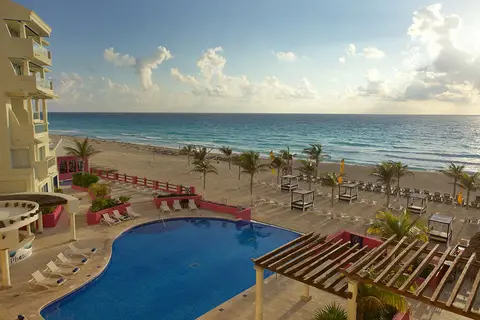 NYX Cancun in Cancún — foto 2