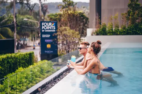 Four Points by Sheraton Phuket Patong Beach Resort in ภูเก็ต — foto 3
