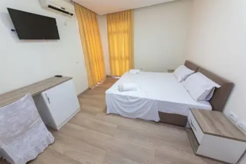 Esal Hotel in Durres — foto 4