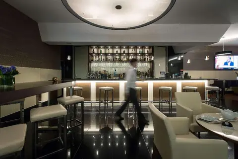 SANA Metropolitan Hotel in Almada — foto 3