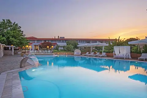 Antigoni Beach Resort in Όρμος Παναγίας