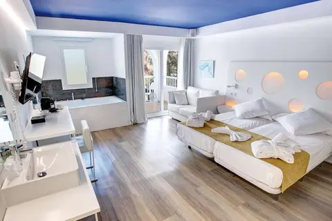 R2 Bahia Cala Ratjada Design Hotel in Cala Rajada — foto 19