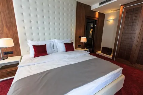 Kalamper Hotel & Spa in Bar — foto 6
