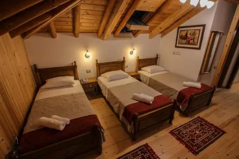 Hotel Kastro in Gjirokastra — foto 7