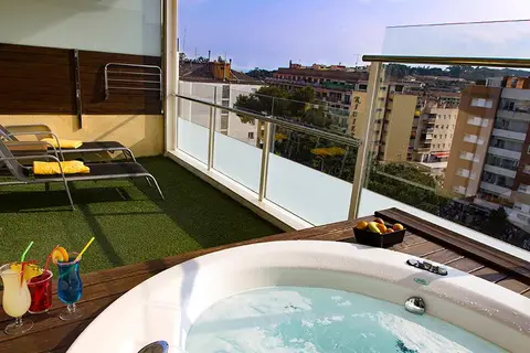 Oasis Park Lloret in Lloret de Mar — foto 12